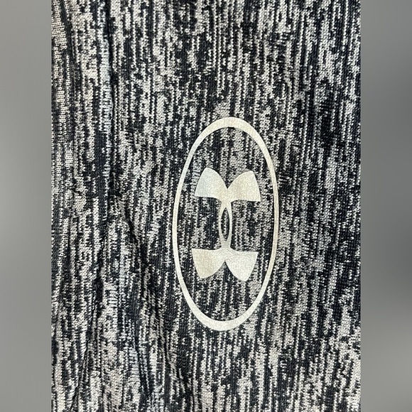 Women's Under Armour Tech Twist Tee Short Sleeve Crew Neck Medium Gray Black - Picture 11 of 13